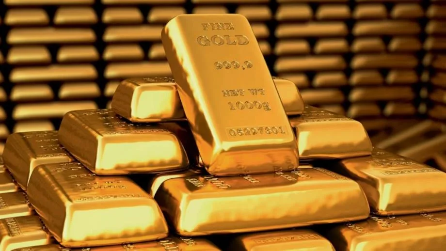 الذهب يستعيد مكاسبه فوق 4 آلاف دولار للأوقية وسط تراجع أسعار النفط