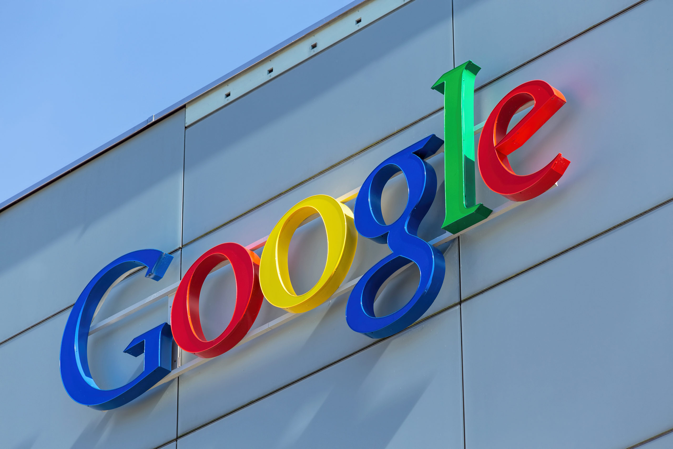 "غوغل" تلغي 12 ألف وظيفة عبر العالم