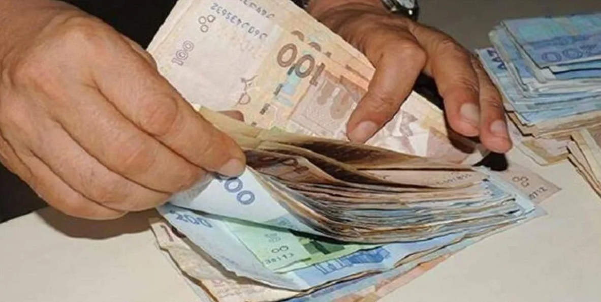 متوسط الأجور في الوظيفة العمومية يقفز إلى 8.561 درهم شهريا