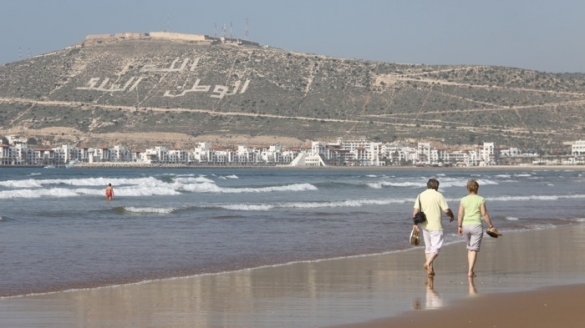 متقاعدون يهربون من شتاء فرنسا المكلف إلى المغرب