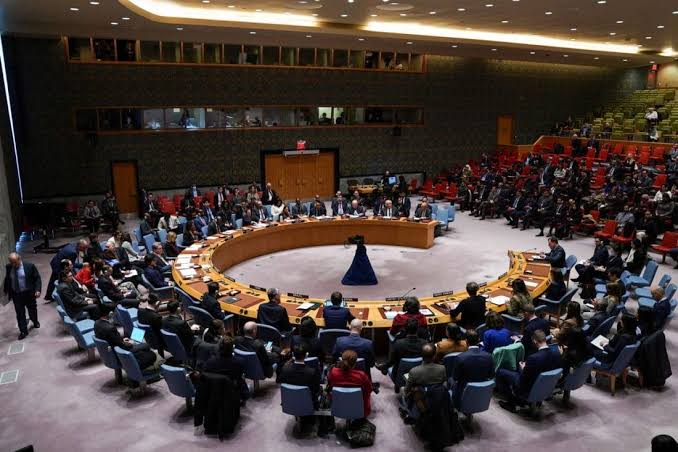 الديوان الملكي: عدم تجديد ولاية بعثة «المينورسو» يمهد لطي صفحة 35 سنة من تدبير ملف الصحراء المغربية