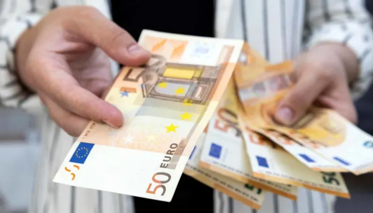 تحسن صرف الدرهم أمام الأورو يخفض تكاليف الاستيراد من أوربا