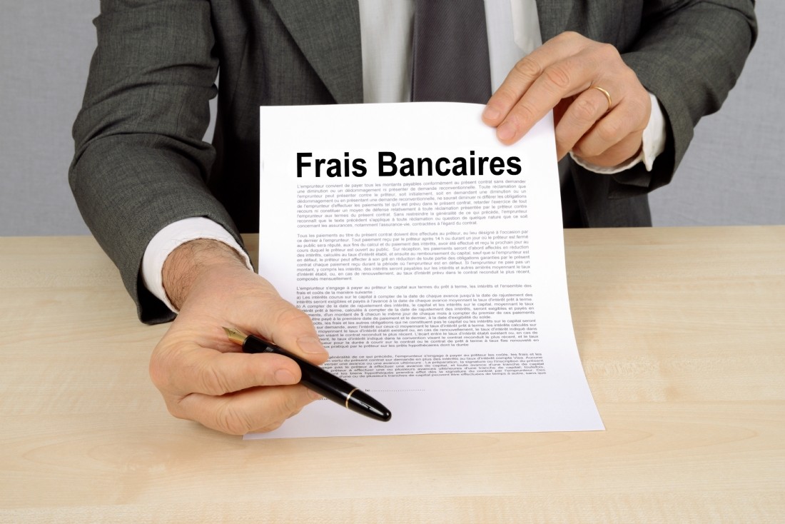 البنوك تربح 840 مليارا عن عمولات على خدماتها المقدمة إلى الزبناء