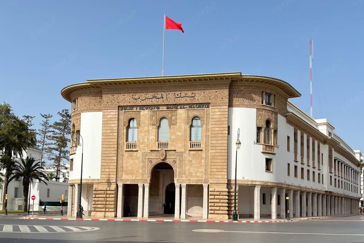 بنك المغرب يخفض سقف رسوم التبادل في الأداء الإلكتروني إلى 0.50 في المائة