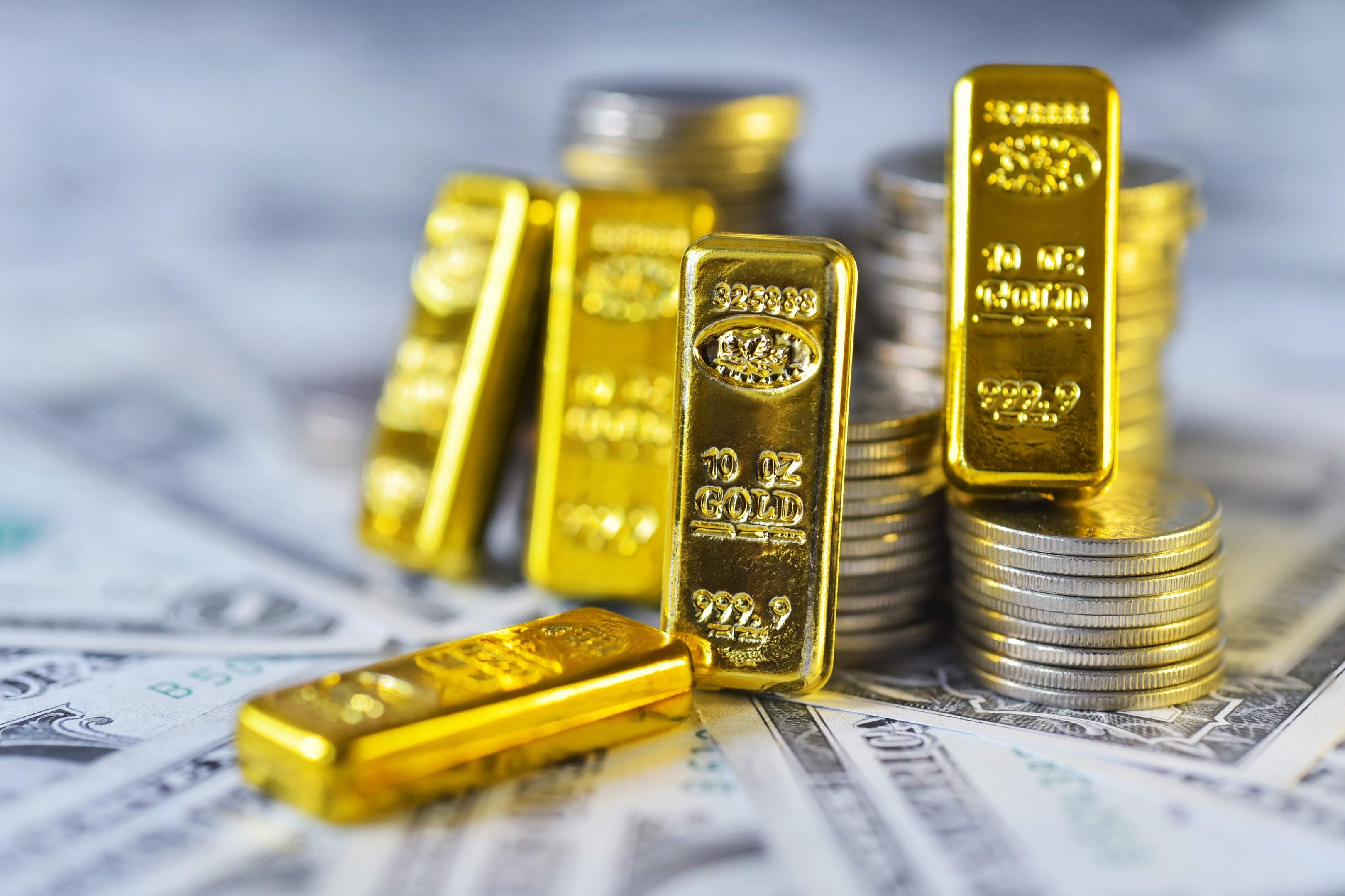 الذهب يهبط لأدنى مستوى في شهرين وسط تصاعد التوتر مع إيران