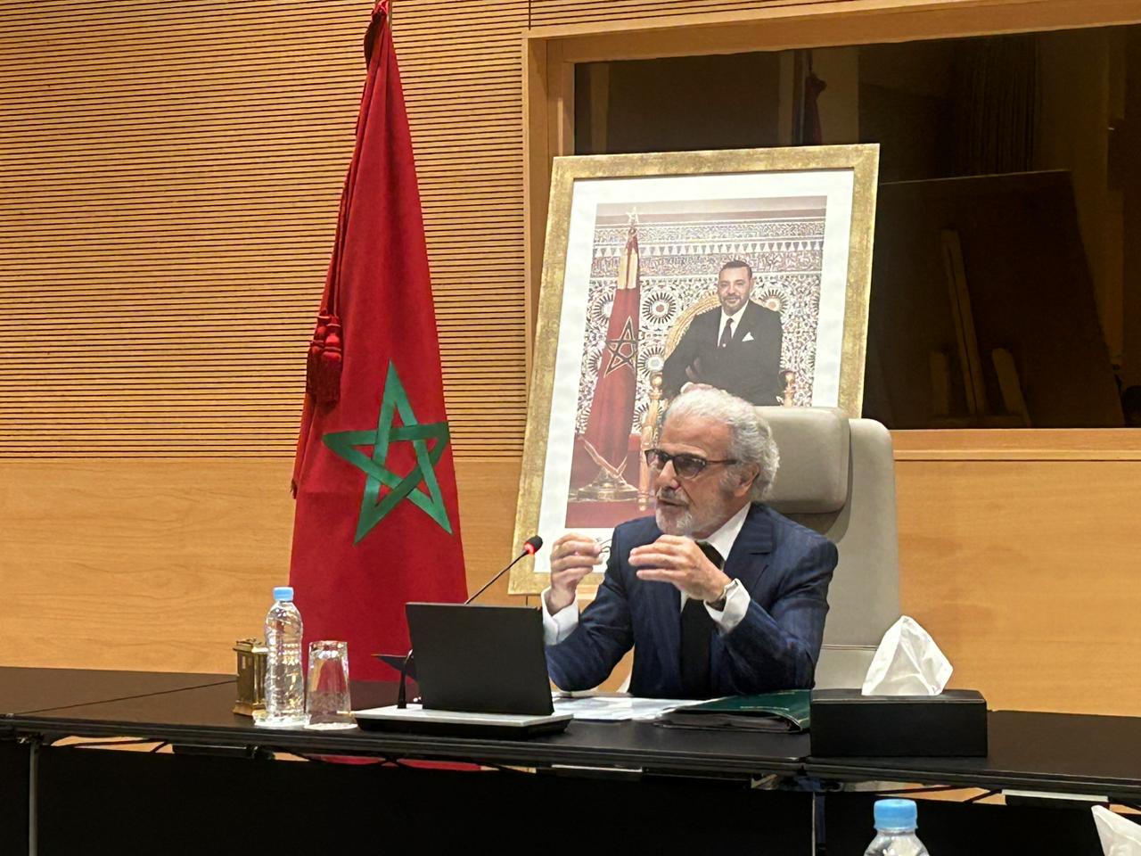 الحفاظ على معدل الفائدة الرئيسي.. "فيتش" تعتبر قرار الجواهري مجرد "استراحة" !