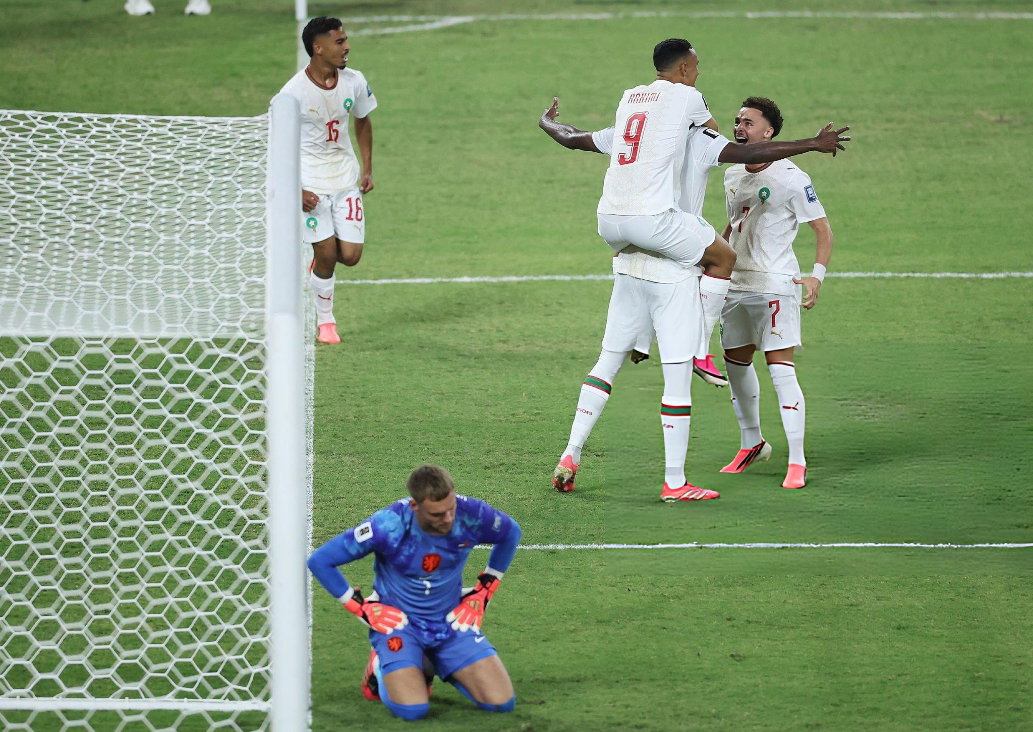 المغرب يقصي هولندا بركلات الترجيح ويواصل مشواره المونديالي