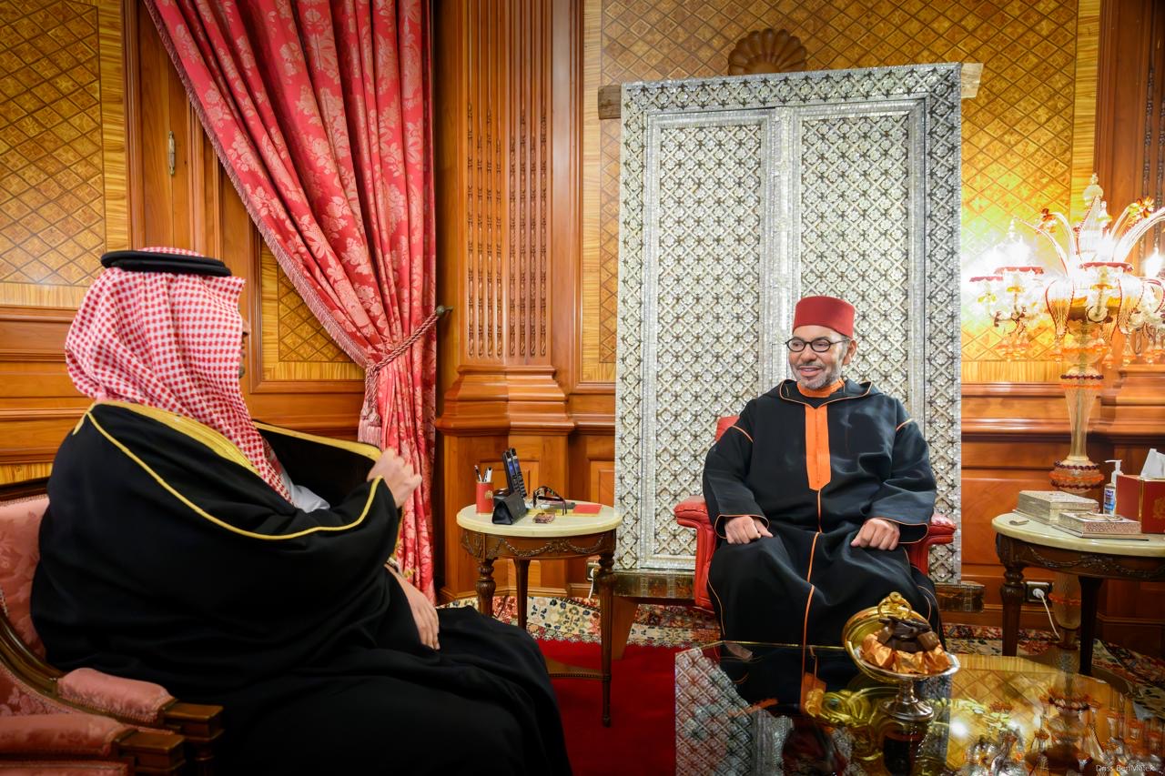 الملك يستقبل بالدار البيضاء مبعوثا من عاهل وولي عهد المملكة العربية السعودية