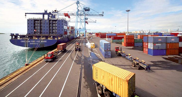المنتوجات الطاقية ترفع كلفة الاستيراد بـ 25 %