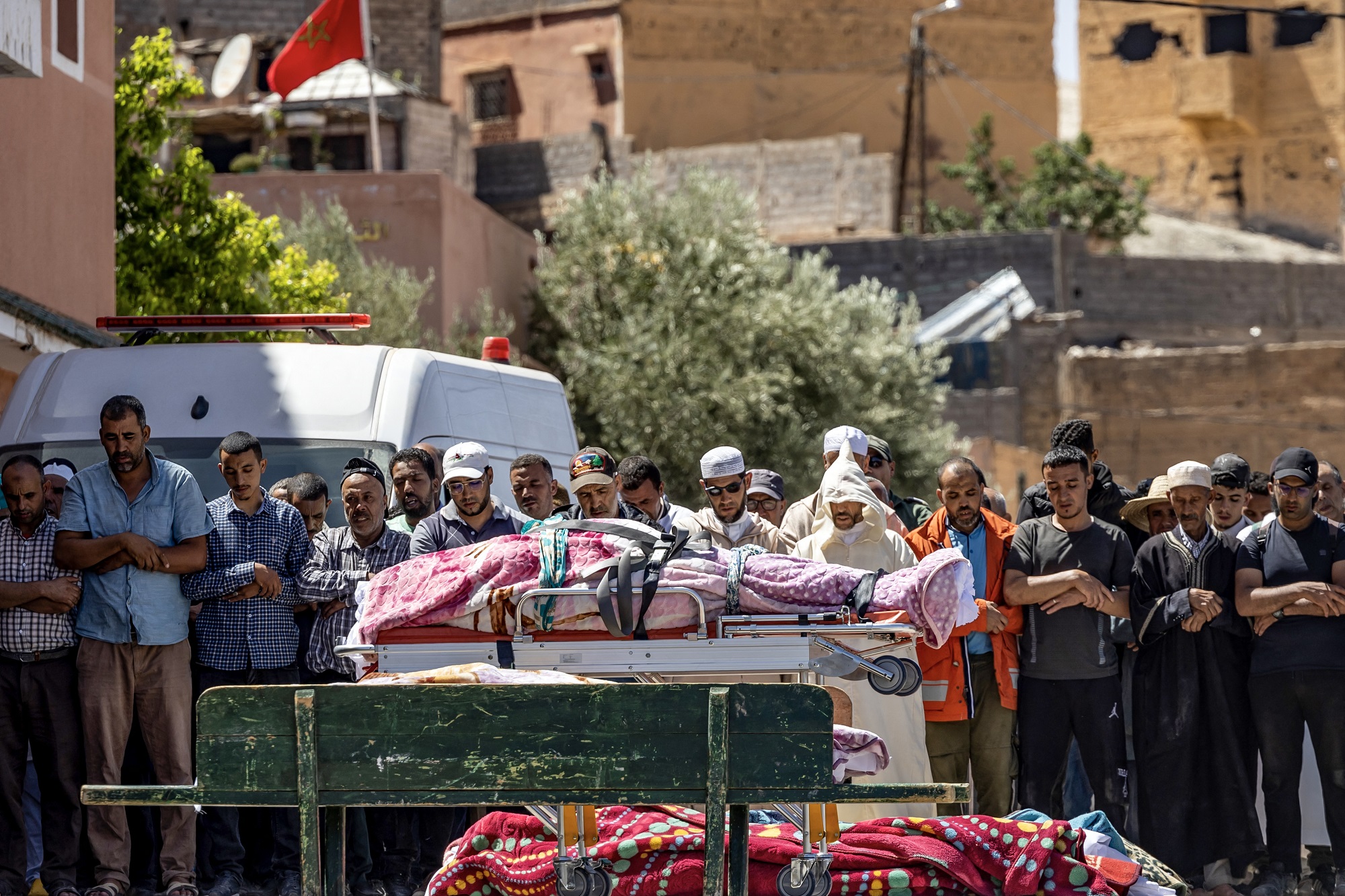 فاجعة الزلزال.. الوفيات تتجاوز سقف 2900 حالة
