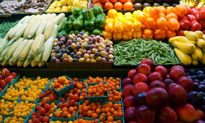 أسعار الخضر والفواكه تواصل الارتفاع في رمضان والمهنيون يعلقون