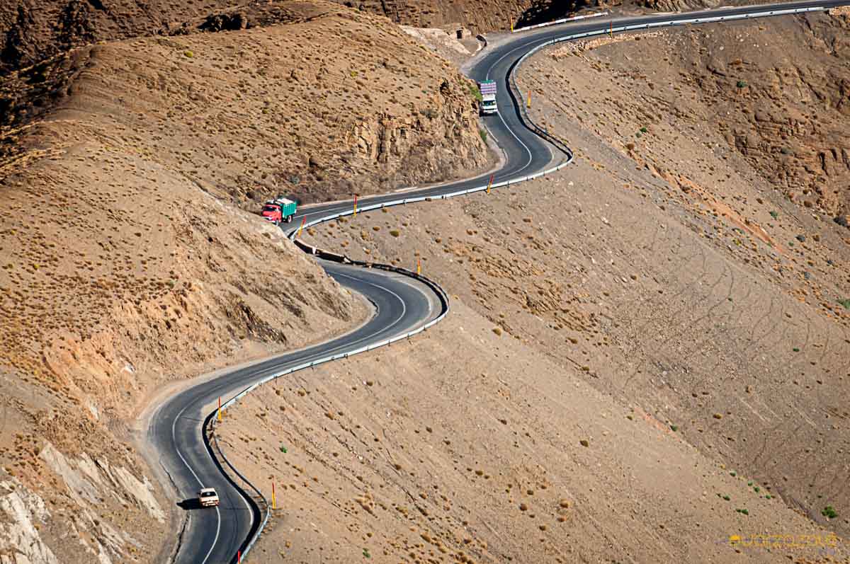 وزير التجهيز يتعهد بتحقيق حلم إنجاز نفق تيشكا