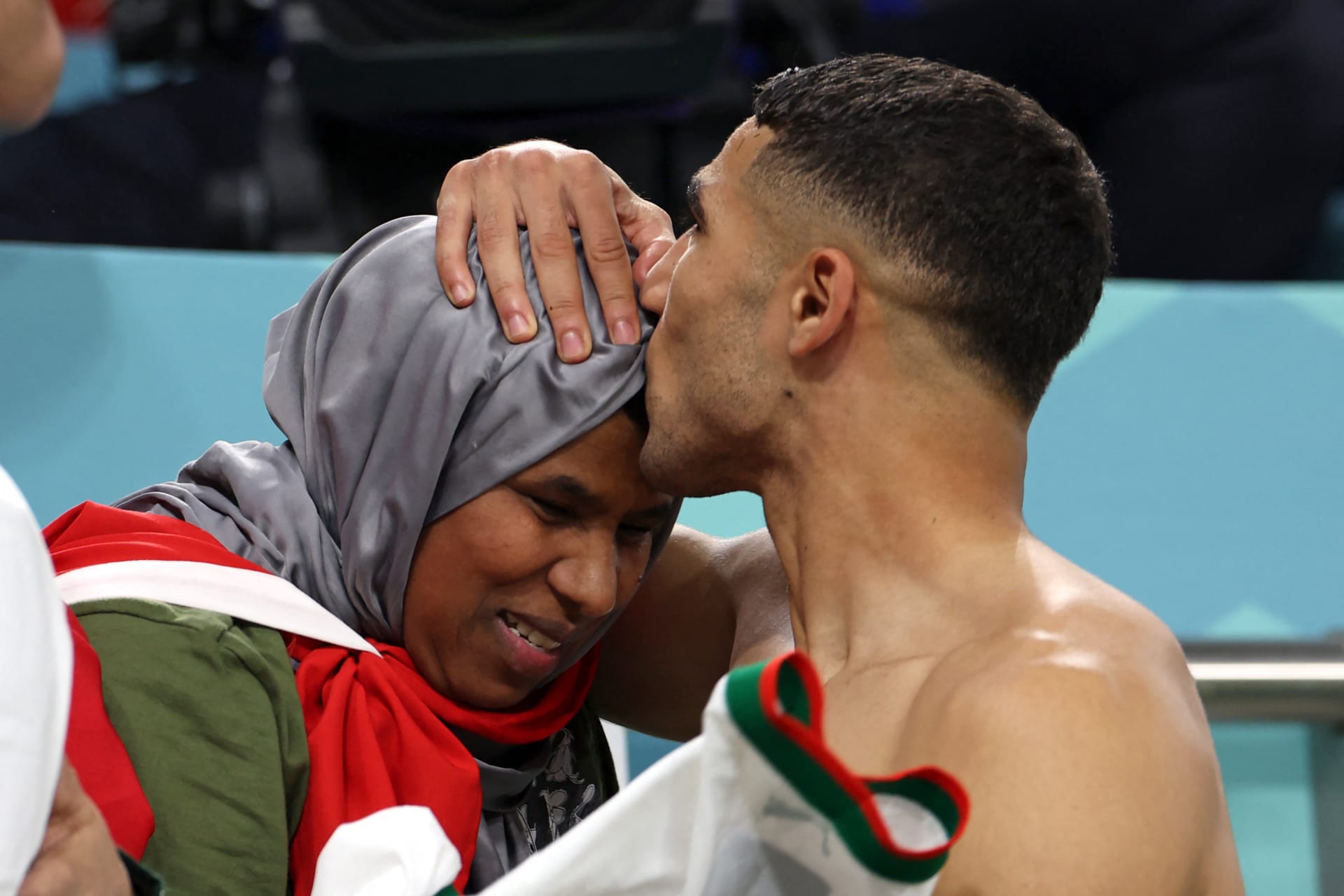 حكيمي بالقصر الكبير.. المدينة تستعد للاحتفاء بلاعب المنتخب الوطني الثلاثاء المقبل