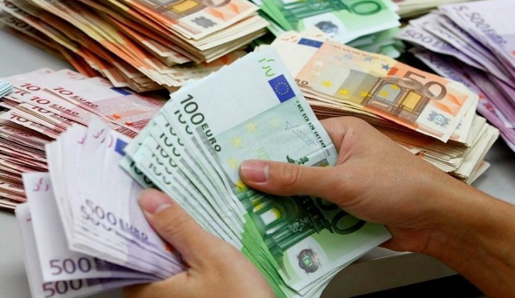 ارتفاع كلفة اقتناء الأورو في سوق الصرف