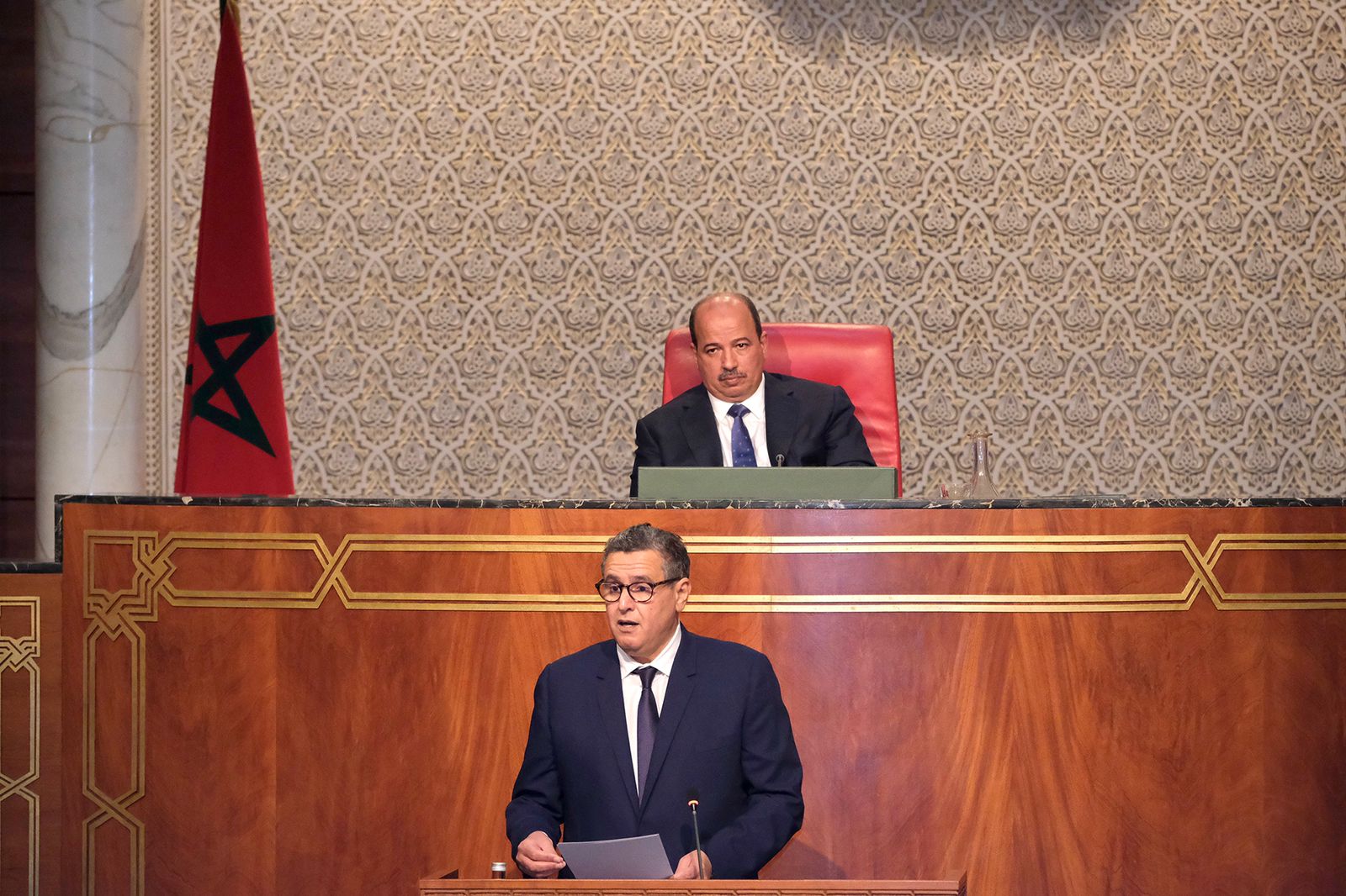 أخنوش: الهشاشة البنيوية في تدبير بعض القطاعات عمقت من تداعيات كورونا على المغرب