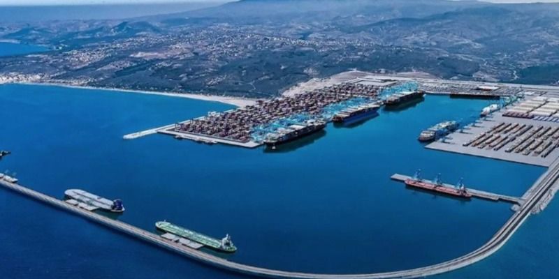 قيوح: المغرب يعزز طموحه ليصبح قوة بحرية إقليمية