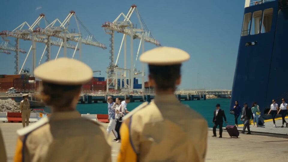 طنجة المتوسط يحث المسافرين على استباق ذروة العبور وتفادي فترة 25–30 غشت