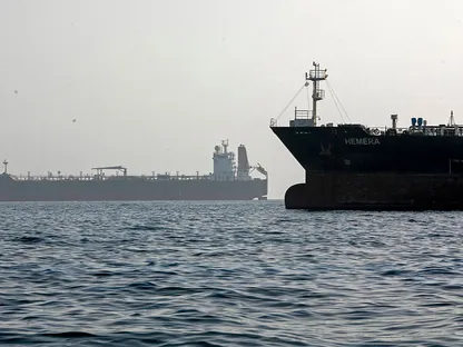 قطر ترفض الرسوم الدائمة على عبور مضيق هرمز وتبدي مرونة تجاه الرسوم المؤقتة