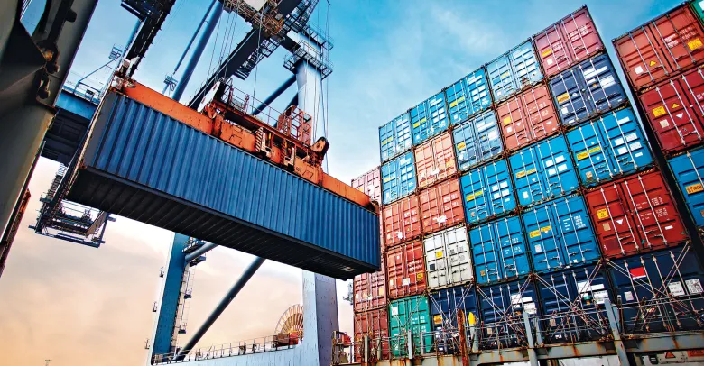 مركز التجاري للأبحاث يتوقع تقلبات متزايدة ويوصي بتغطية العمليات بين شهر و3 أشهر