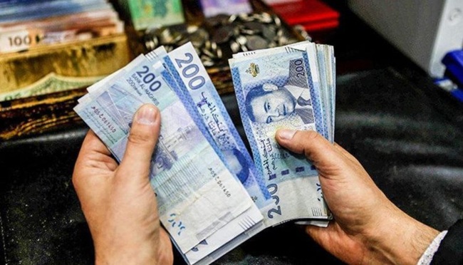 عجز يتراجع السيولة البنكية بنسبة 1,73%