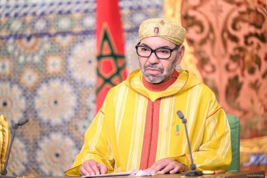 الملك: الاستقرار والحكامة ركيزتان لتعزيز مسار التنمية الاقتصادية بالمغرب