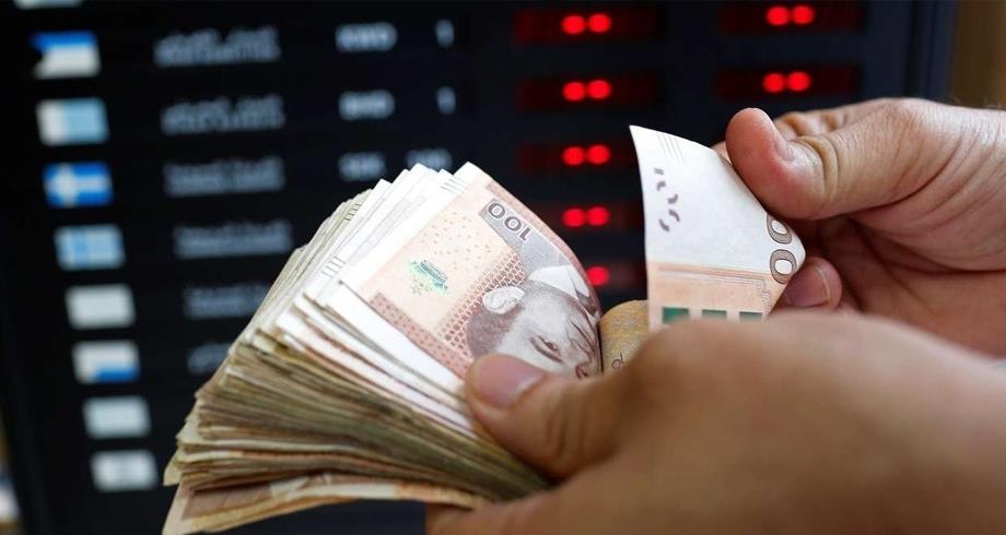 تراجع الدرهم أمام الأورو والدولار يرفع أسعار السلع السمتوردة
