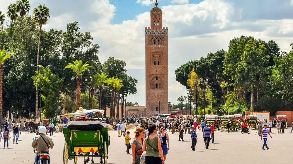 وجهة المغرب تواصل التألق.. 7,7 ملايين زائر ومداخيل الأسفار ترتفع بـ21,2%