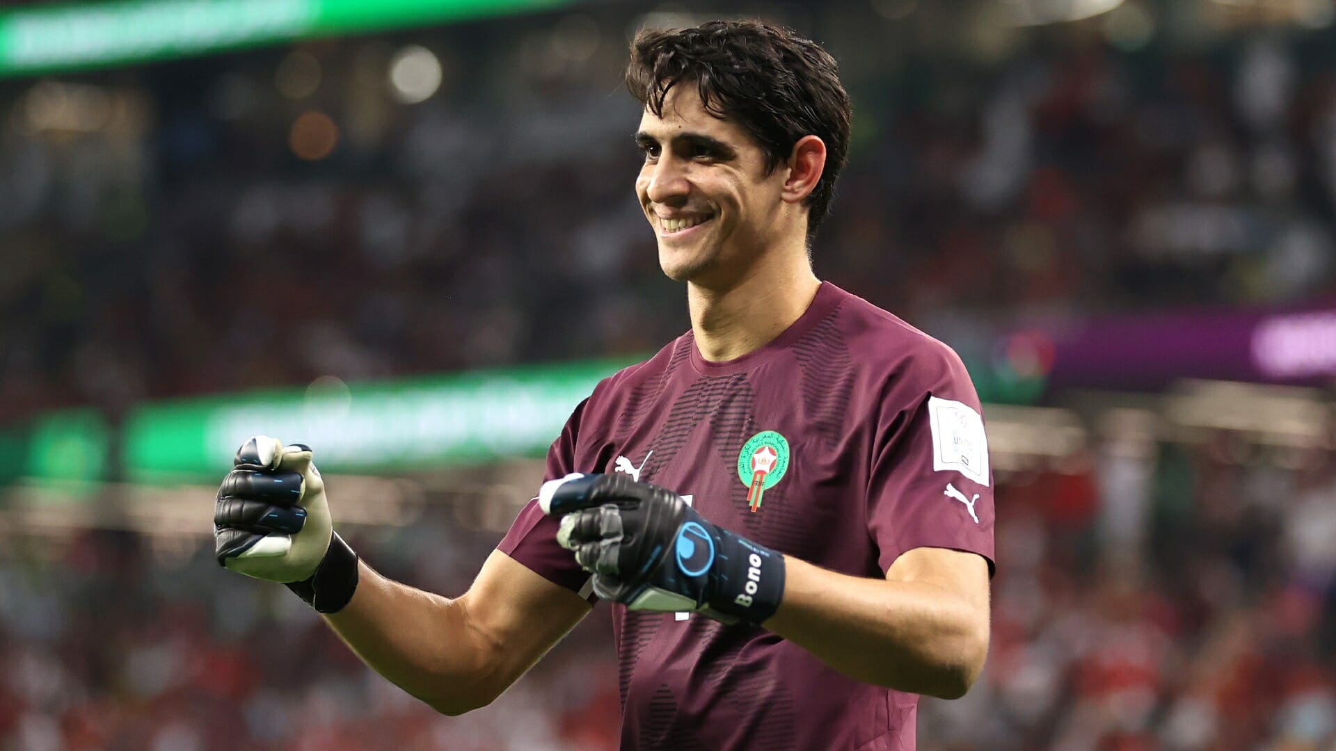 بونو ينافس كورتوا ومارتينيز على جائزة الأفضل في العالم خلال 2022