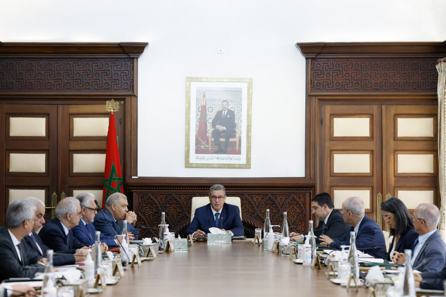 مجلس الحكومة يطلع على مشروع قانون تنظيمي وأربعة مشاريع مراسيم