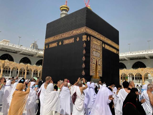 يهم الراغبين في الحج.. فتح باب أداء المصاريف بمكاتب "بريد بنك"