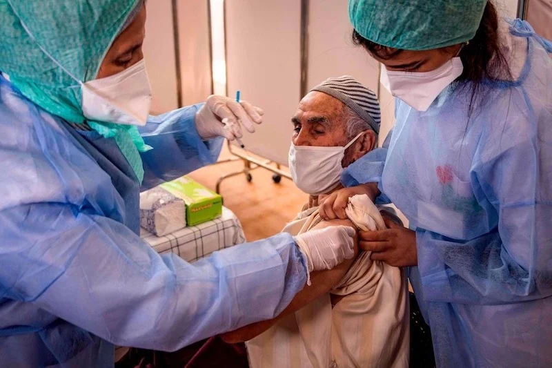 4 إصابات بكورونا قبل يومين فقط من الحسم في تمديد حالة الطوارئ