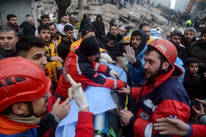 وفيات زلزال تركيا من المغاربة ترتفع إلى 20 حالة