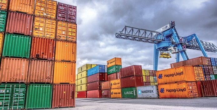 انتعاش القطاعات المصدرة يخفض العجز التجاري بـ9.4 %