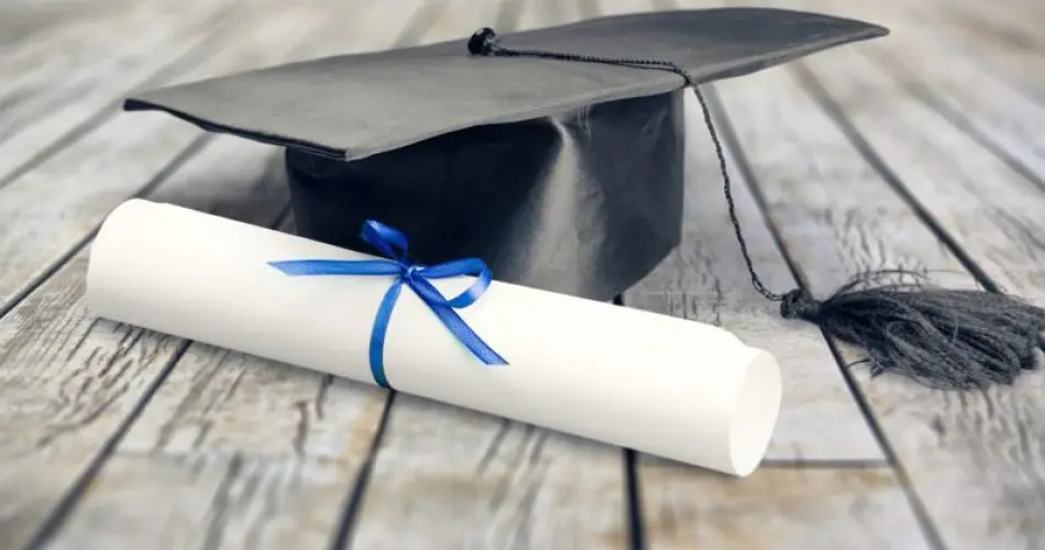 معادلة الشهادات الأجنبية.. ميراوي يفعل إجراء الخبرة
