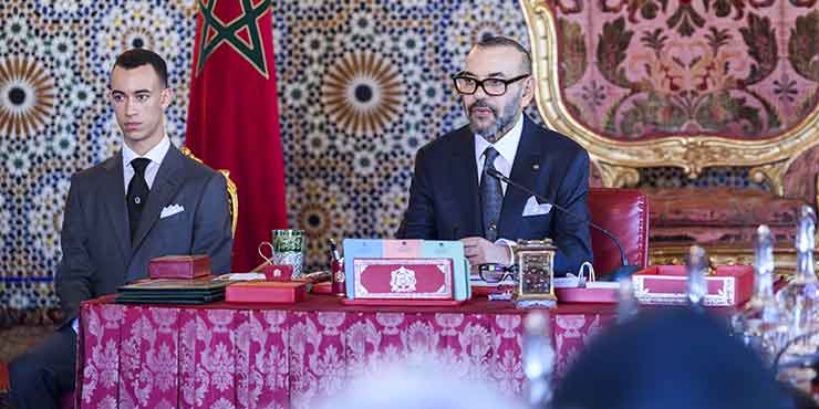 الملك يترأس مجلسا وزاريا ويوجه سلسلة تعليمات لإغاثة الضحايا الزلزال وحداد وطني لمدة ثلاثة أيام