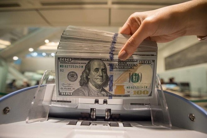 صعود الدولار أمام الدرهم يرفع أسعار المنتوجات المستوردة بالأسواق