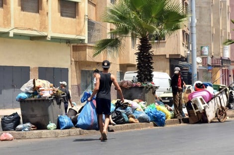 عمال النظافة أمام "امتحان" عيد الأضحى