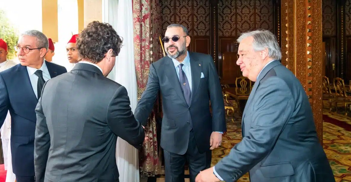 الملك يستقبل غوتيريس ويجدد التزام المملكة بمبادرة الحكم الذاتي في الصحراء المغربية
