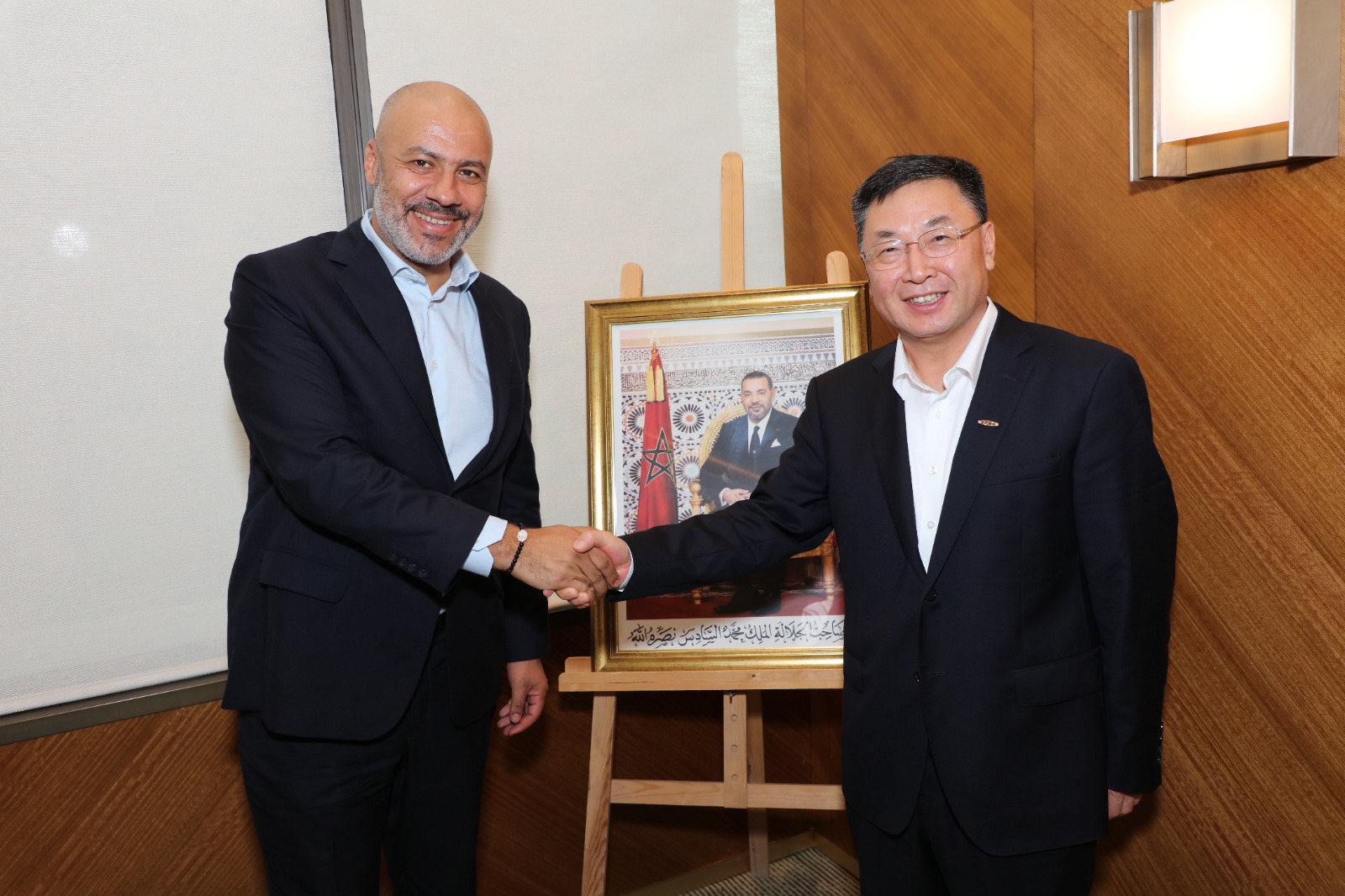 عملاق صيني يعزز شراكته مع المغرب في تطوير الموانئ