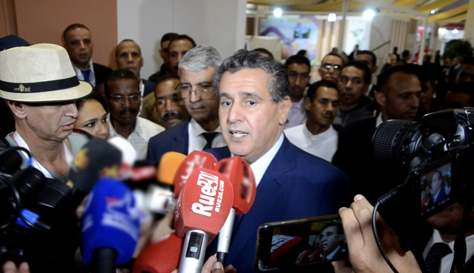 أخنوش في اجتماع عاجل اليوم الاثنين لمعالجة أزمة الأبقار البرازيلية وغلاء الأضاحي المرتقب
