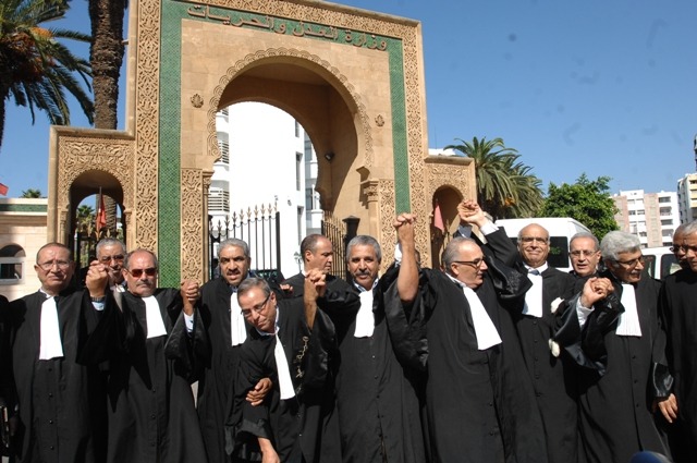 المحامون ينتفضون ضد وهبي